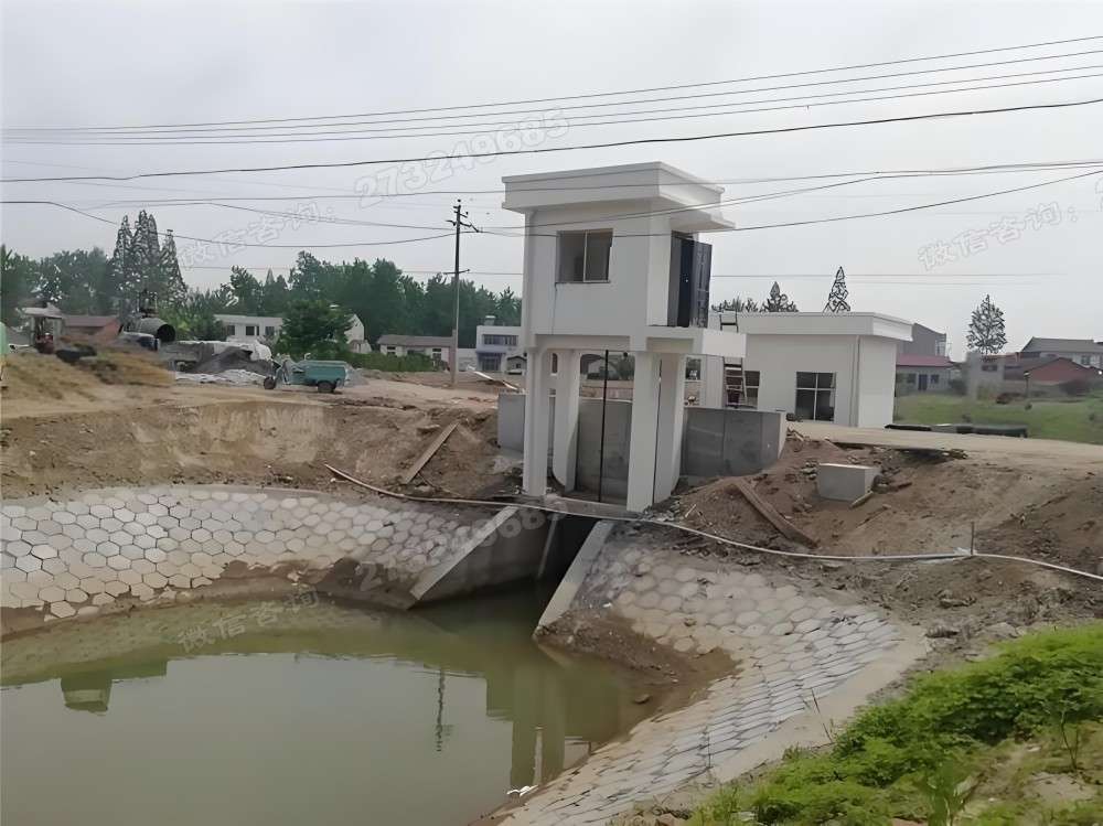 贵溪在建水利闸站闸门
