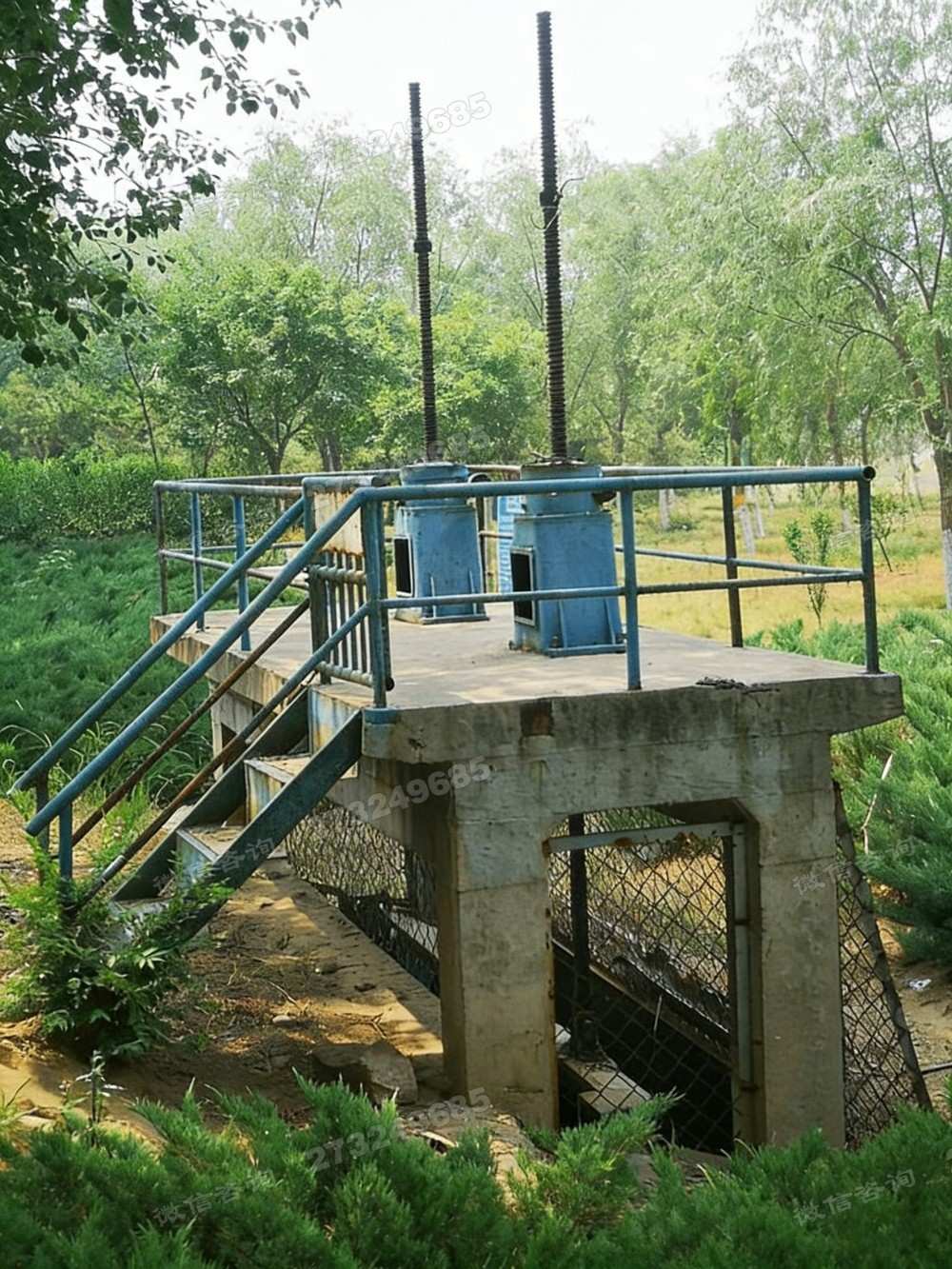 双吊点渠道排涝闸