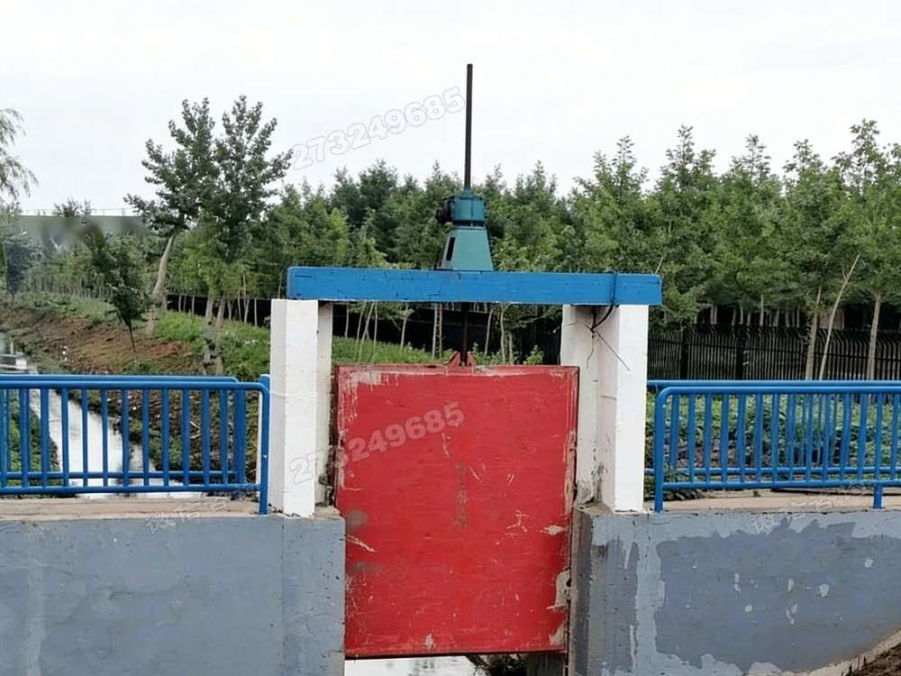 围栏渠道控制闸