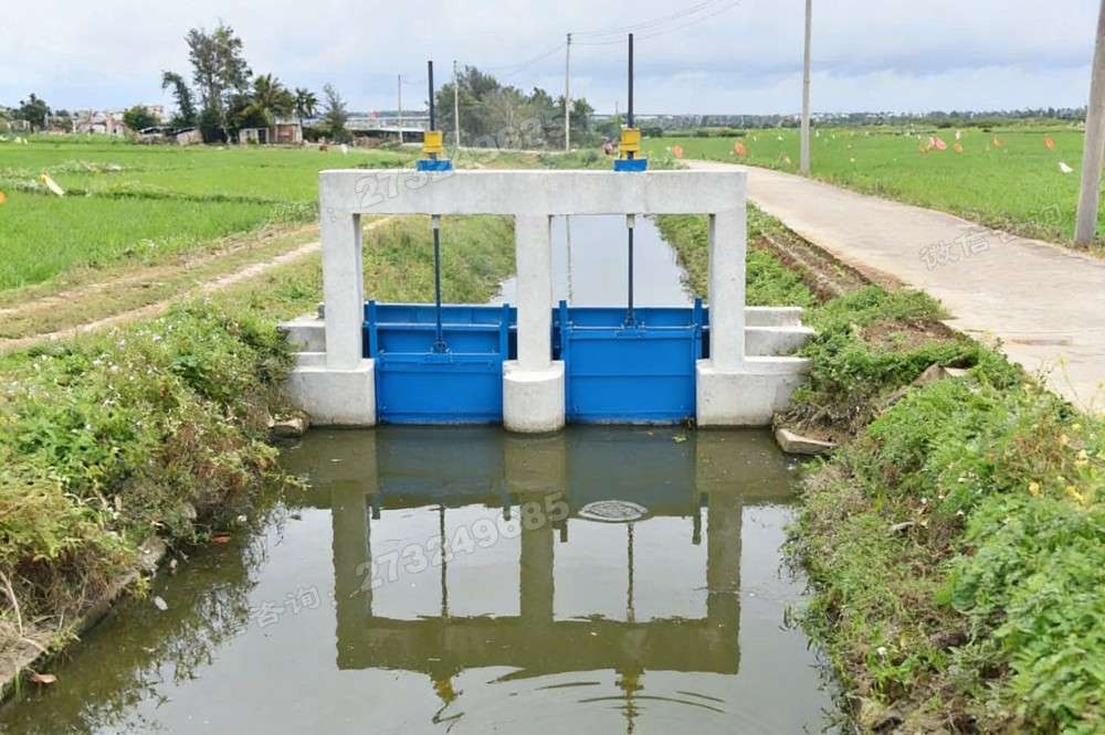 平谷双蓝色渠道闸