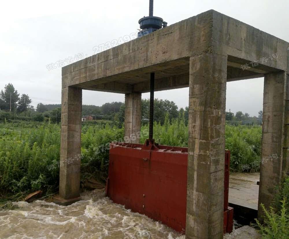 红色渠道排水闸