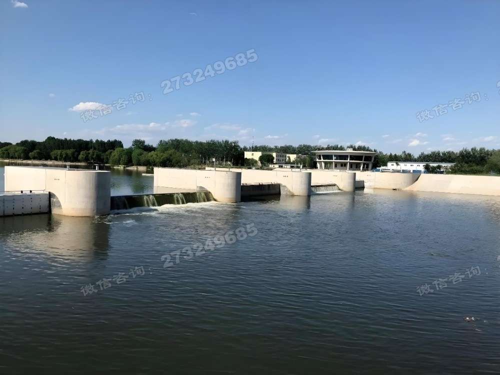 华阴白色城市水利液压钢坝